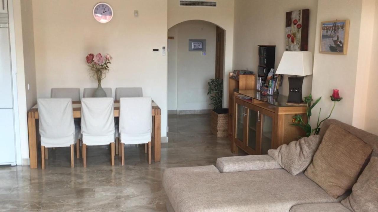 Luxury 2-Bedrooms & Bathrooms Estepona Apartment Exterior photo