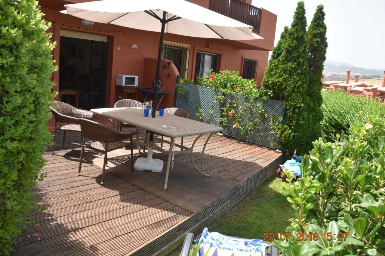 Luxury 2-Bedrooms & Bathrooms Estepona Apartment Exterior photo